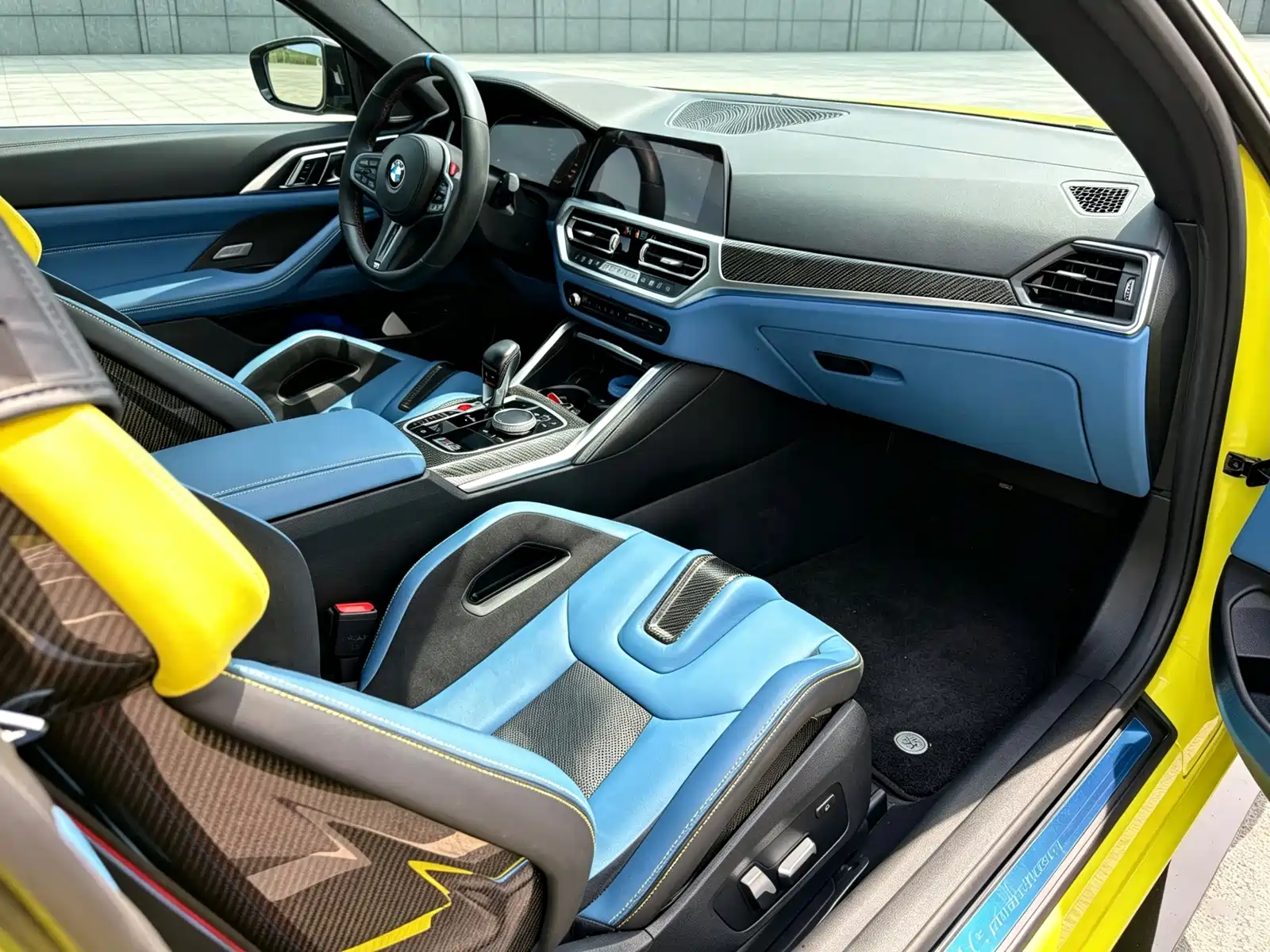 Photo 12 - BMW M4