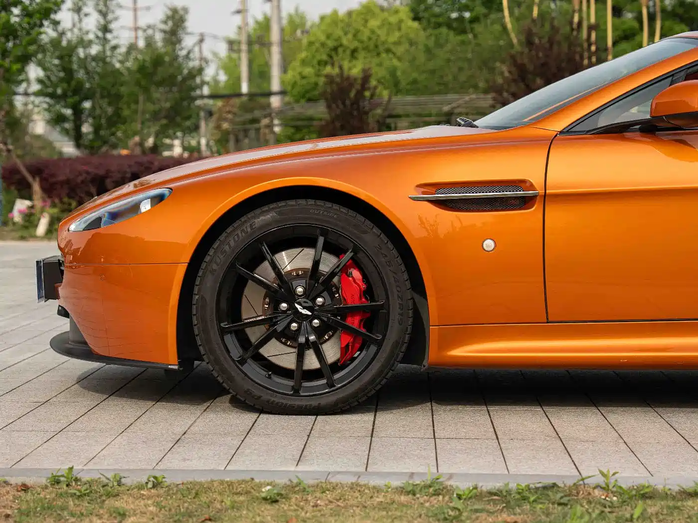 Aston Martin V8 Vantage 2020 2012 4.7L S Roadster