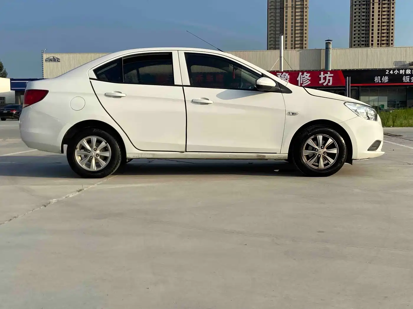 Chevrolet Sail 2017 2015 Sail 3 1.3L AMT Ideal Edition