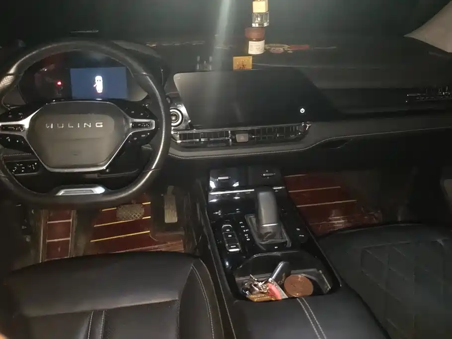 Wuling Motors Wuling Victory 2021 2020 1.5T CVT Flagship