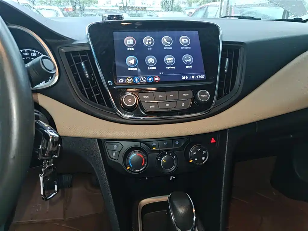 Chevrolet Monza 2022 320 Automatic Enjoyment Sunroof Edition фото 13