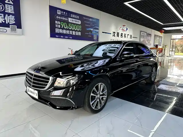 MERCEDES-BENZ E CLASS