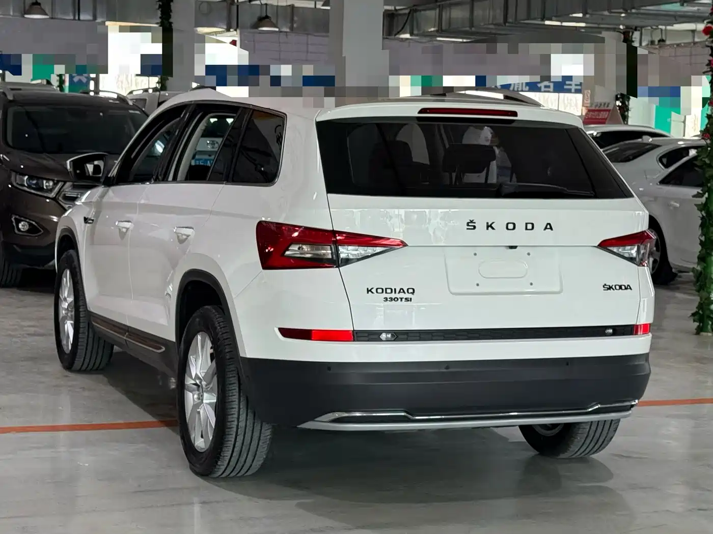 Škoda Kodiaq 2019 Facelift TSI330 5-Seater 2WD Luxury Premium Edition China V фото 5