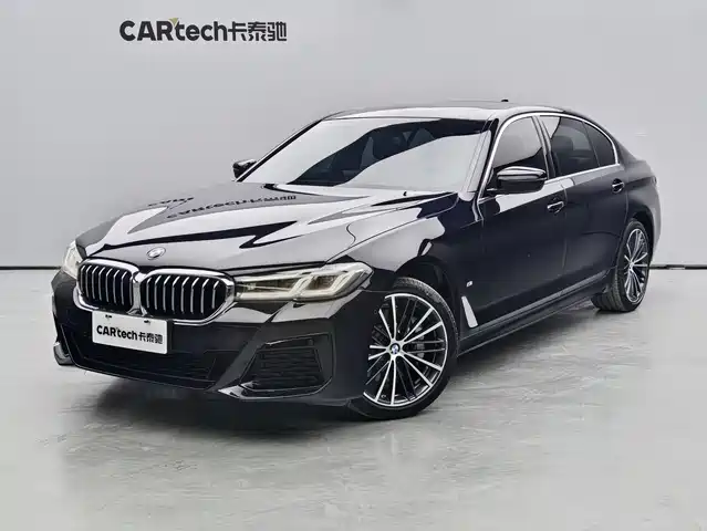 BMW 5 Series 2022 530Li Leading M Sport Package — фото 1