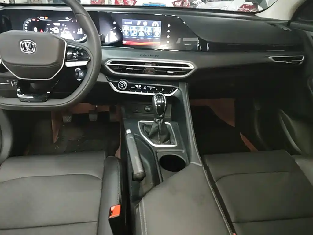 Photo 14 - Changan Eado