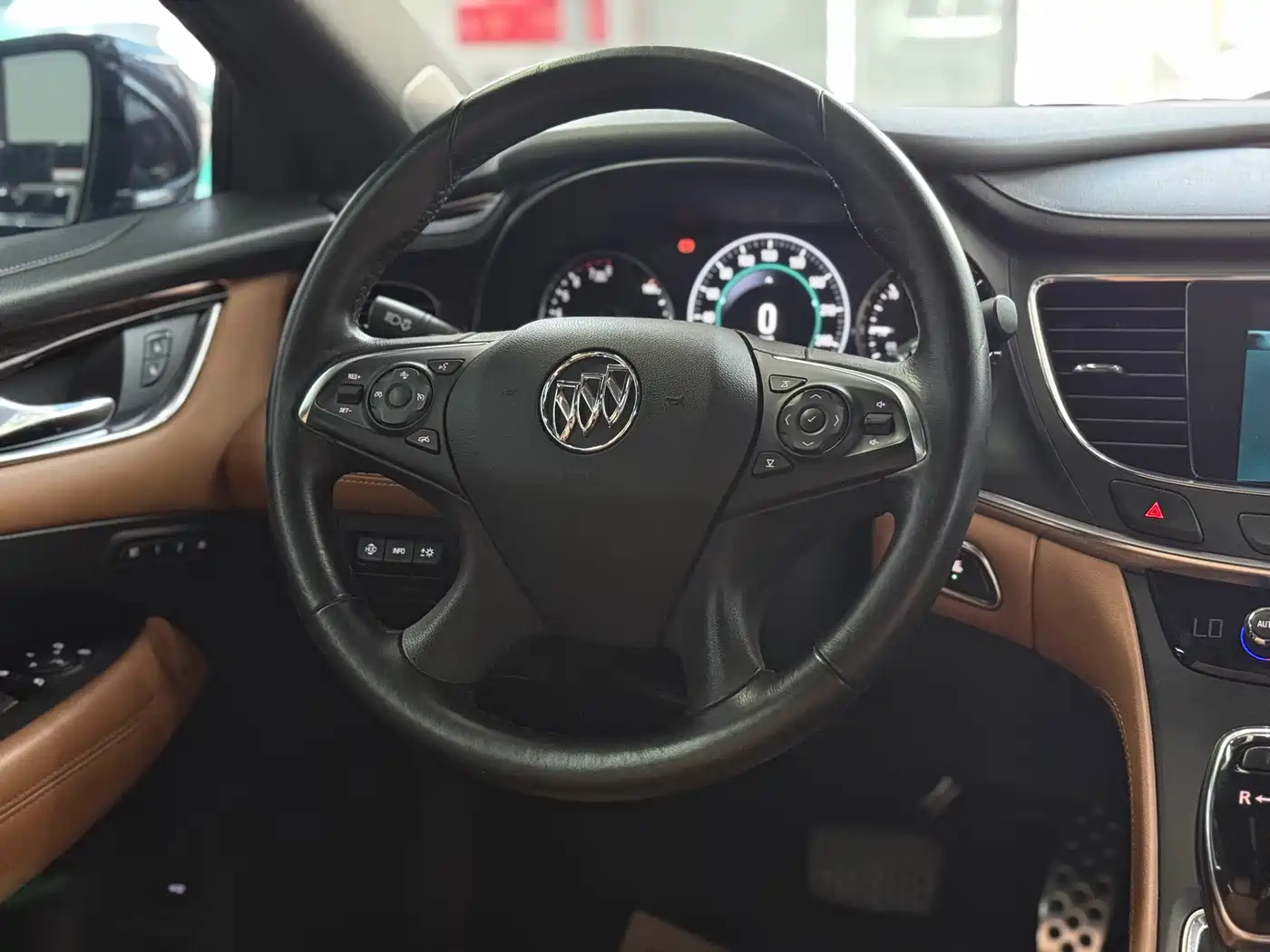 Buick LaCrosse 2016 20T Luxury фото 29