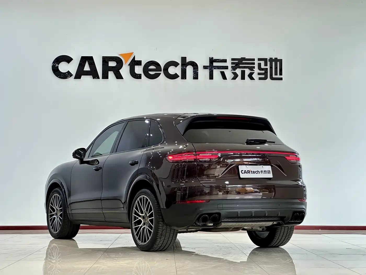 Porsche Cayenne 2023 Cayenne 3.0T Platinum Edition фото 20