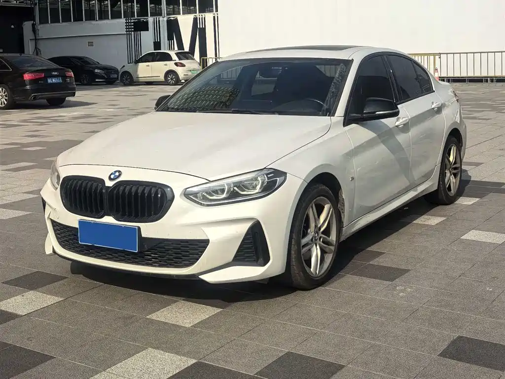 BMW 1 Series 2021 120i M Sport Shadow Edition