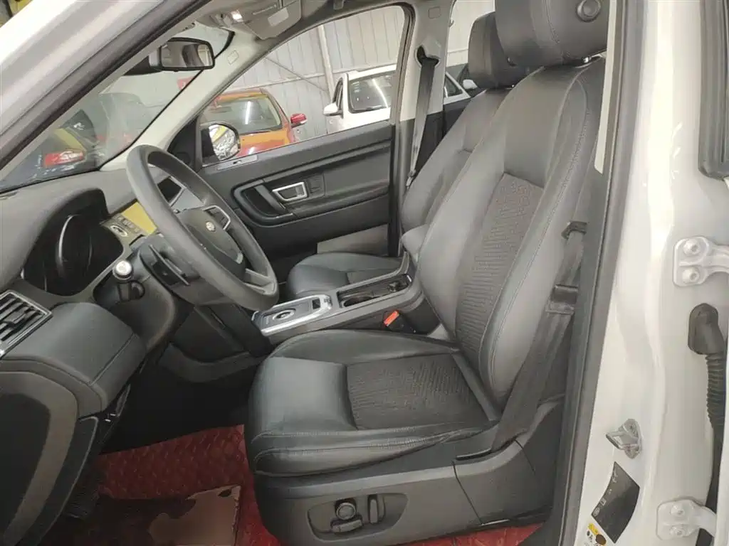 Land Rover Discovery Sport 2016 2.0T S фото 15