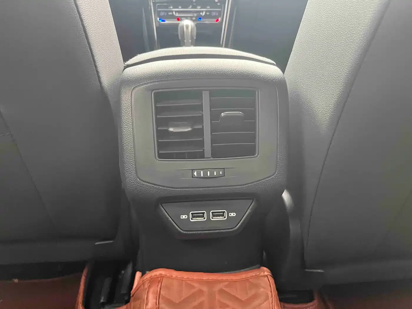 VOLKSWAGEN T ROC EXPLORING SONGS