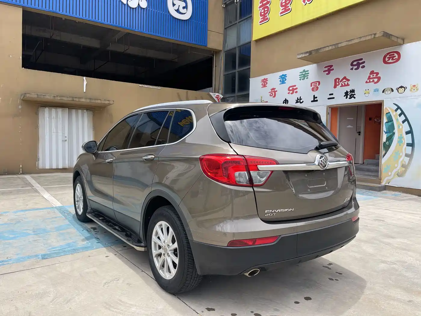 Buick Envision Plus 2017 20T FWD Elite фото 6