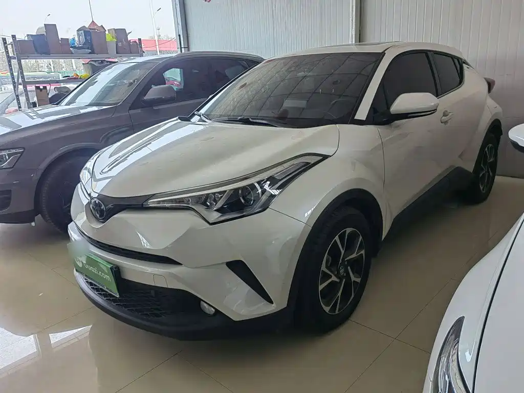 Toyota C-HR 2021 2020 Model 2.0L Leading