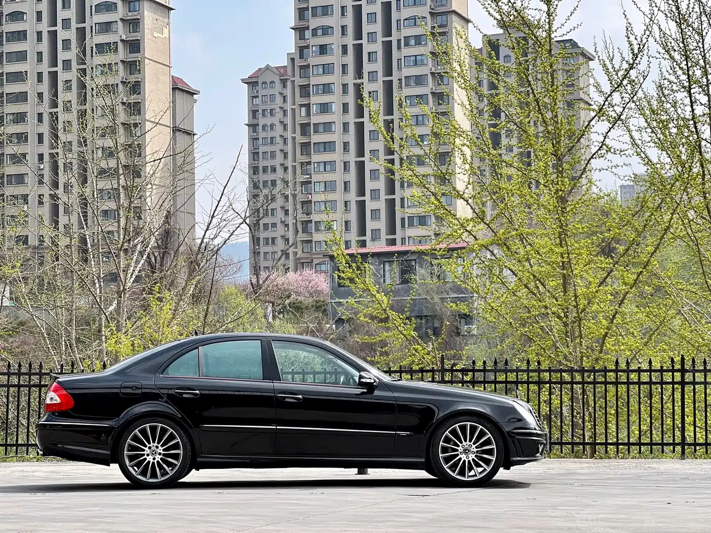 Mercedes-Benz E-Class 2008 E 230 Fashion фото 4