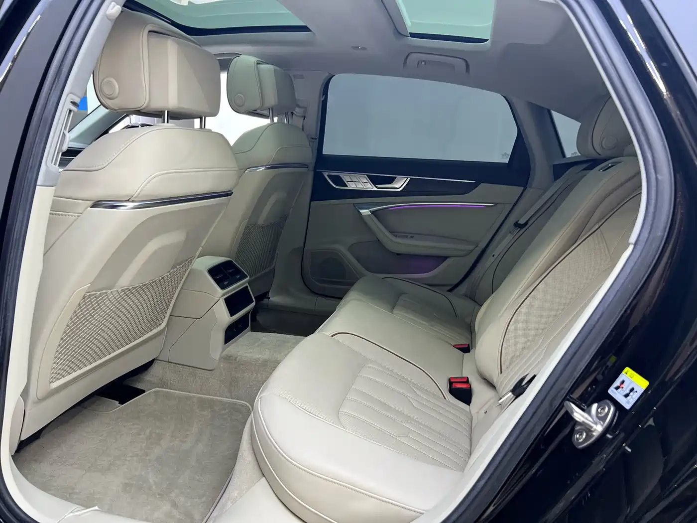 Audi A6L 2022 55 TFSI quattro Premium Elegance фото 5