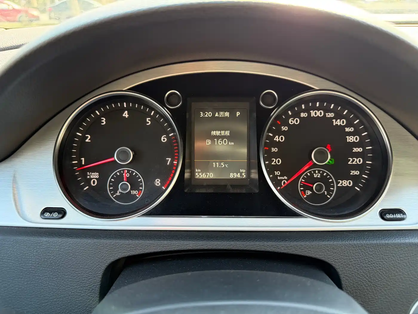 Volkswagen FAW-Volkswagen CC 2016 Model 1.8TSI Luxury фото 9