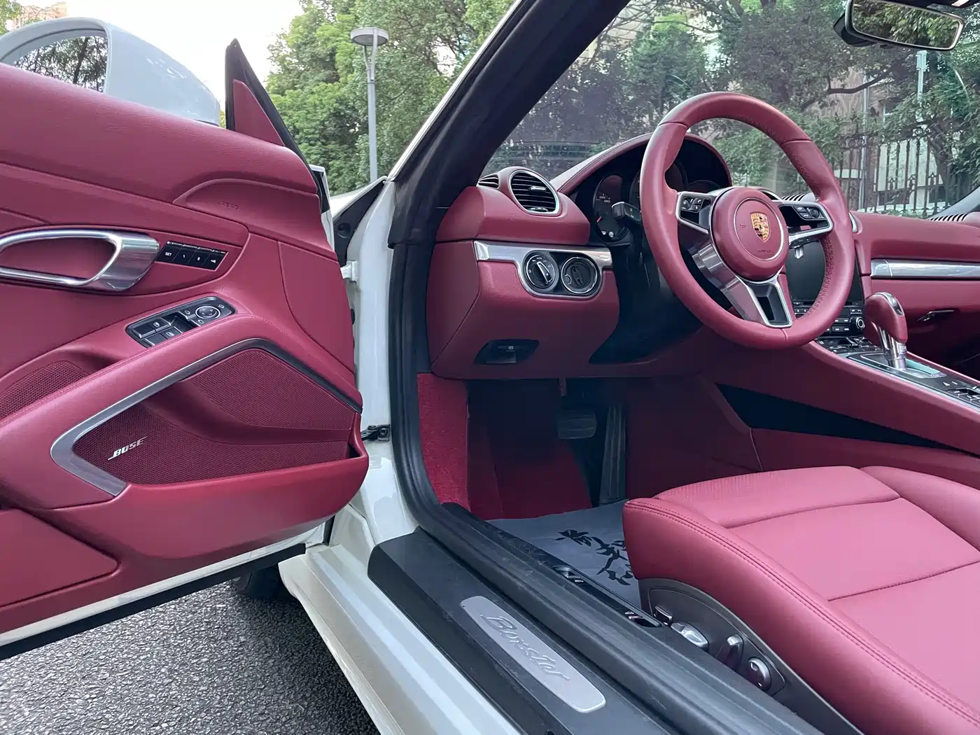 Porsche 718 2018 Boxster 2.0T фото 8
