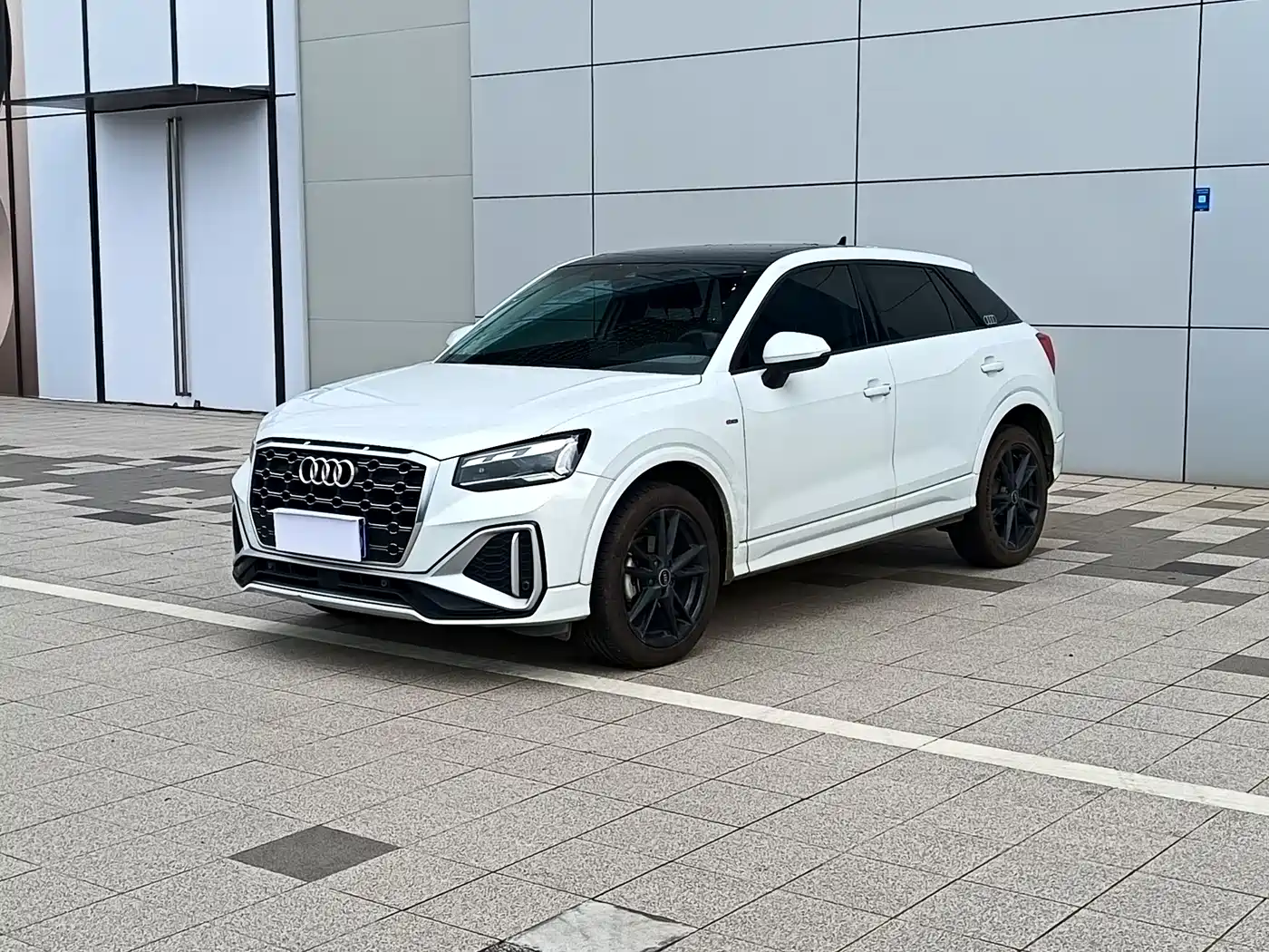 Audi Q2L 2022 35 TFSI Progressive Dynamic