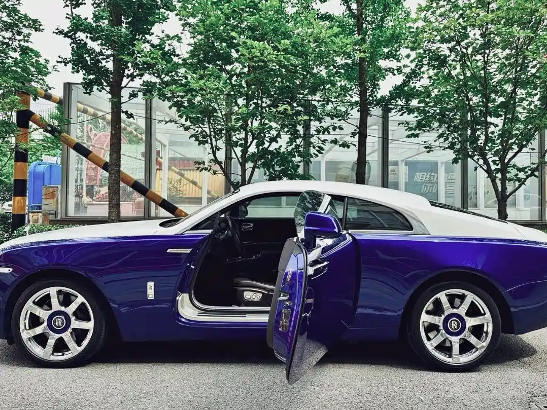Rolls-Royce Wraith 2017 2018 6.6T Standard