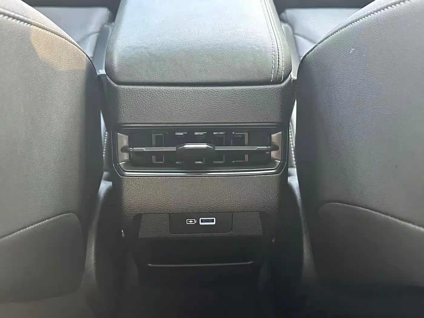 Geely Binrui 2025 2024 Binrui COOL 1.5T DCT Soaring Dragon Edition