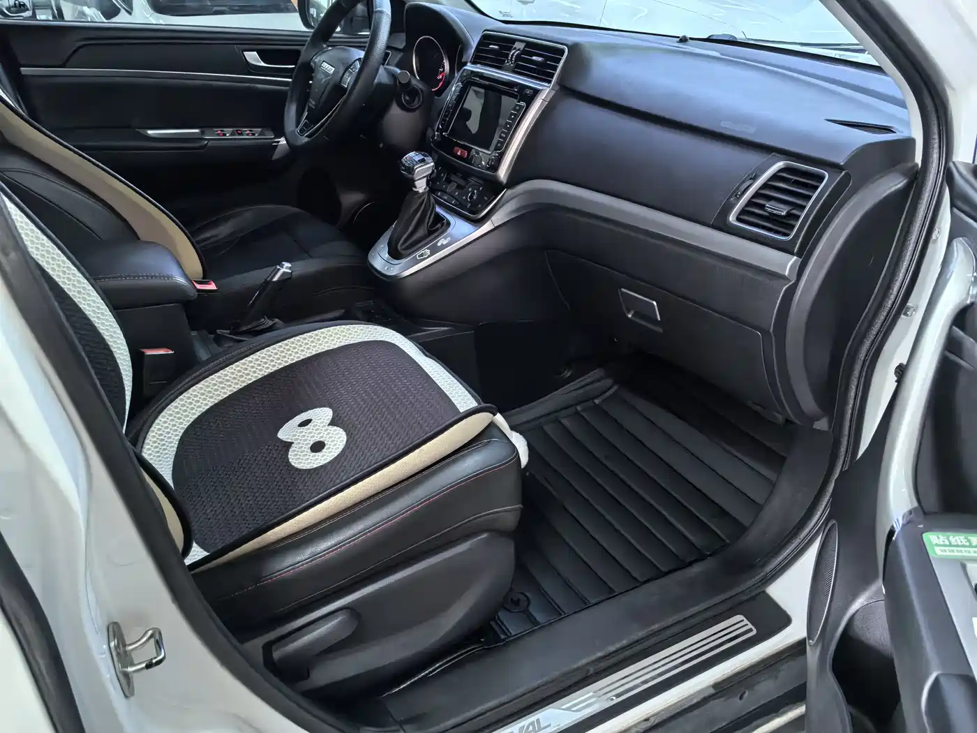 Haval M6 2018 Facelift 1.5T DCT 2WD Elite Edition фото 11