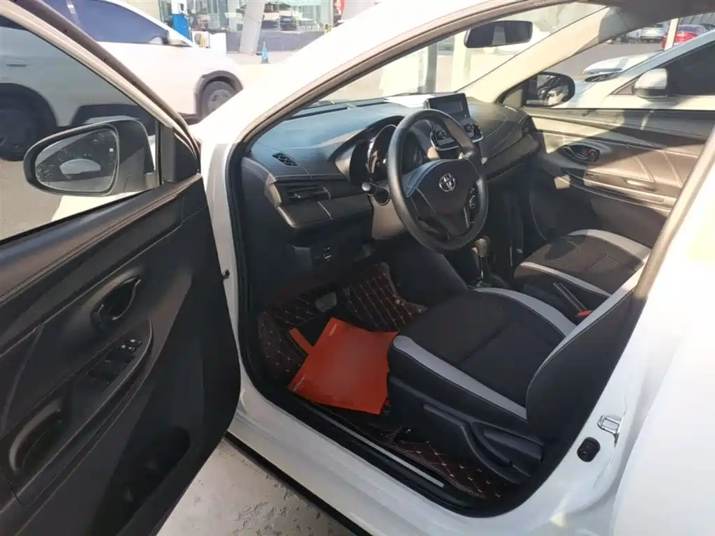 Toyota YARiS L Zhi Xuan 2020 Zhi Xuan X 1.5L CVT Leading фото 16