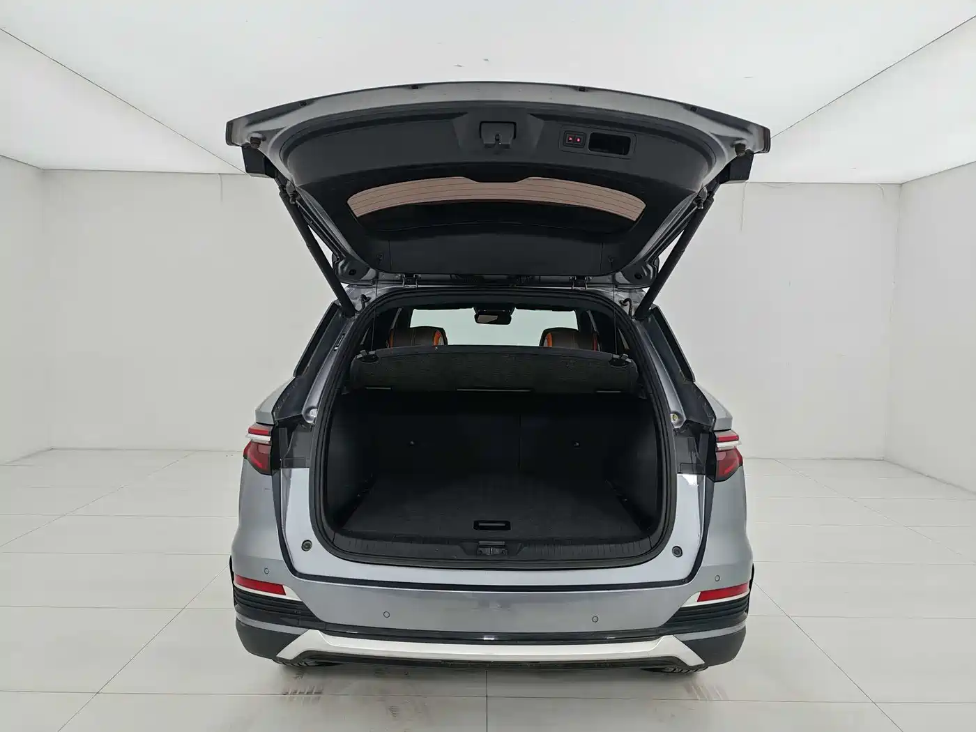BYD Song Pro New Energy 2022 DM-i 51km Luxury фото 17