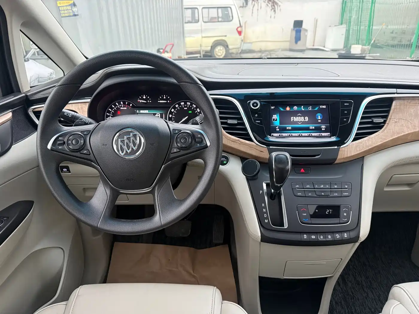 Buick GL8 2018 ES 28T Comfort Type China VI фото 10