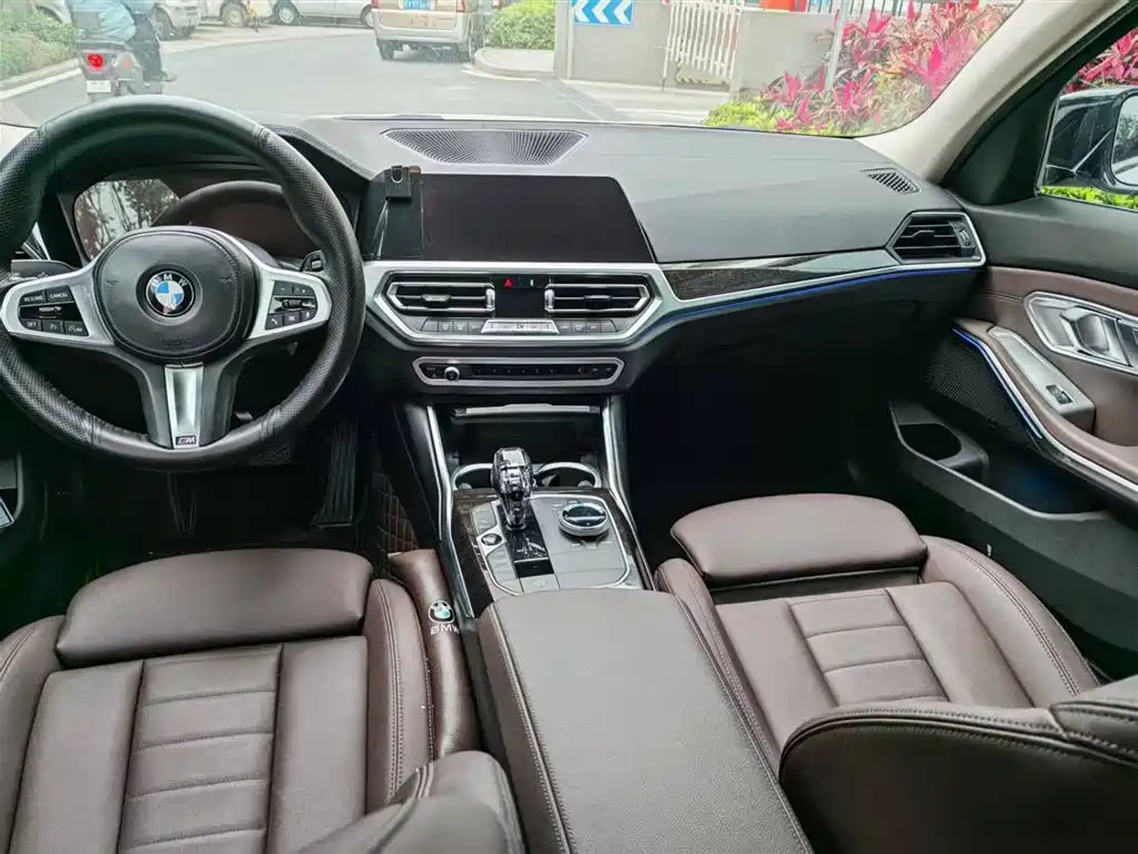 BMW 3 Series 2021 325Li M Sport Package фото 4