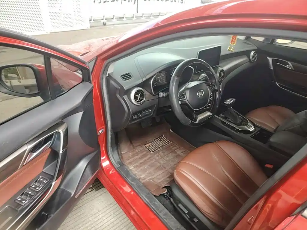 BAIC Senova D50 2018 2018 1.5L CVT Premium Smart Connect Edition