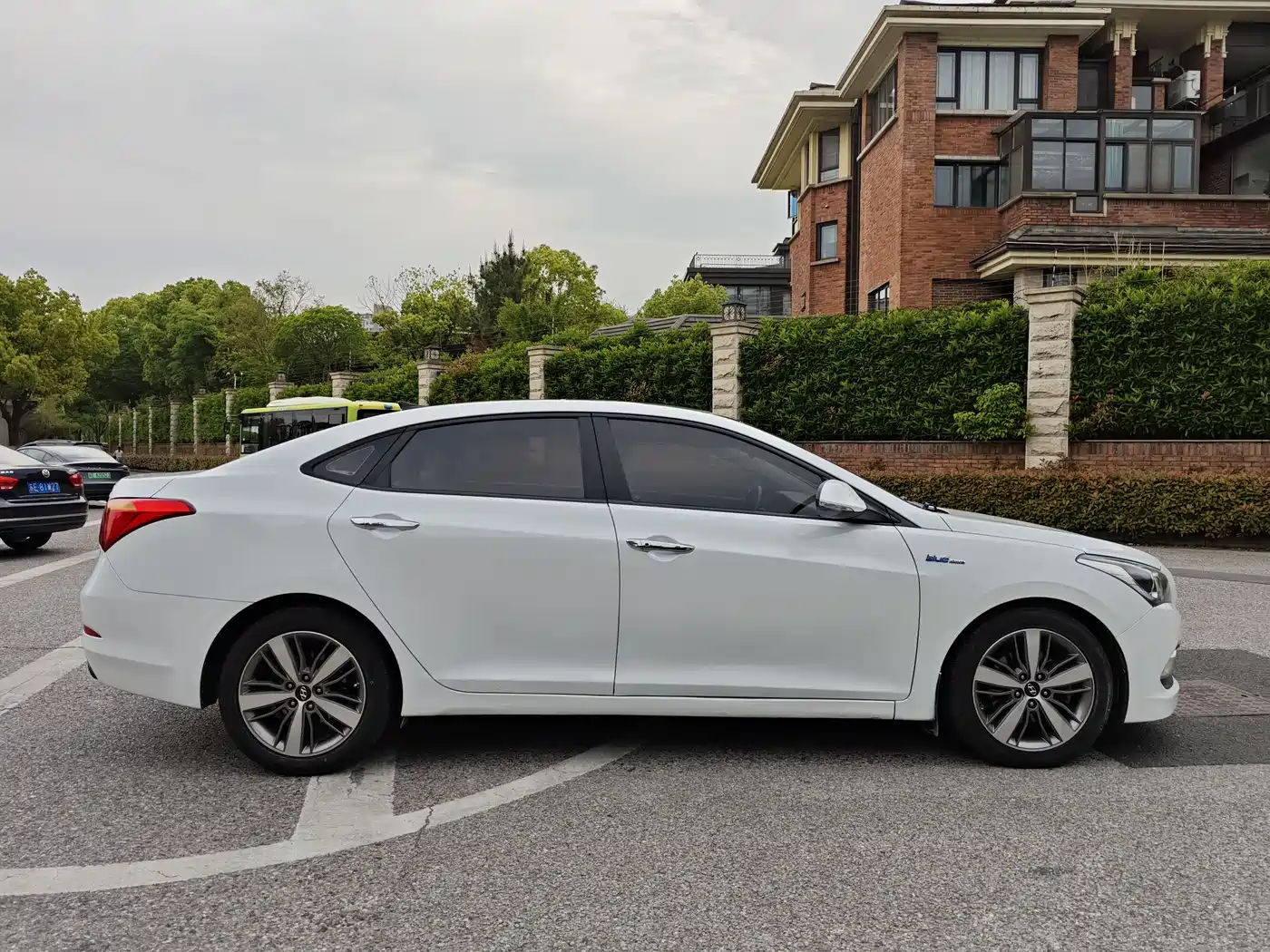 Hyundai Mistra 2014 1.8L Auto Premium DLX фото 4