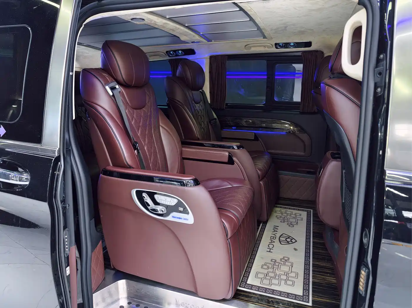 Mercedes-Benz Vito 2020 2.0T Elite Edition (7-seater) фото 8