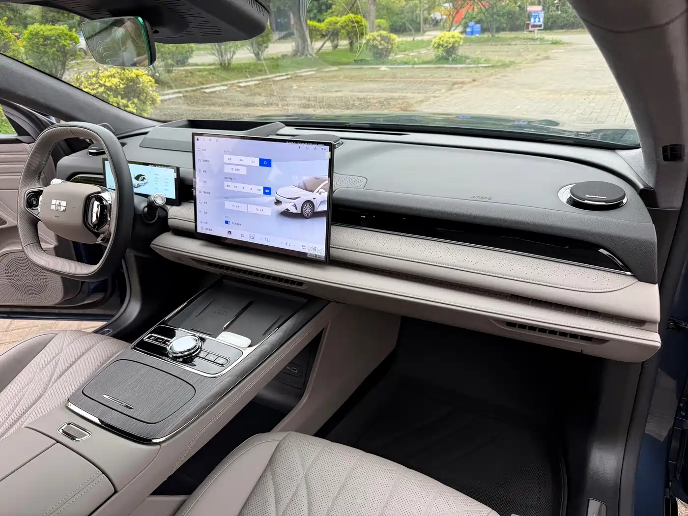 GEELY GALAXY GALAXY SPARKLE 8