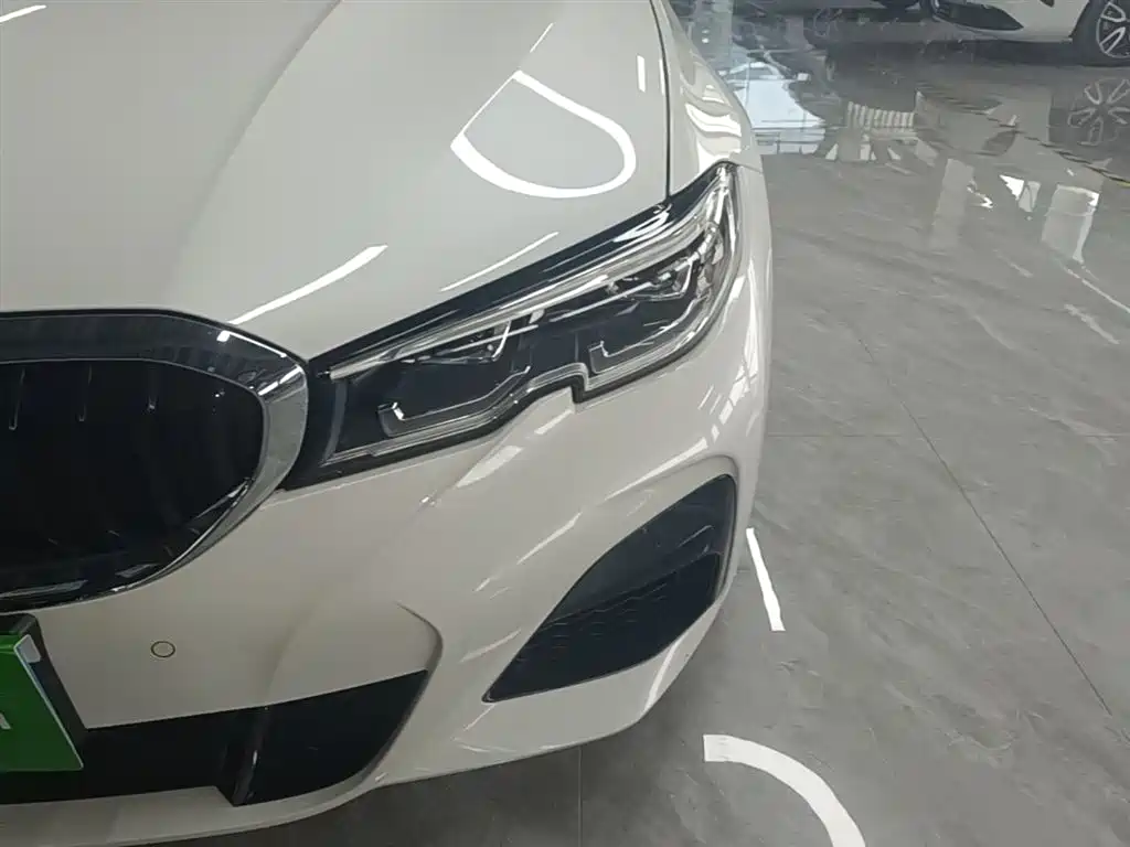 BMW 3 Series 2021 325Li M Sport Package фото 24