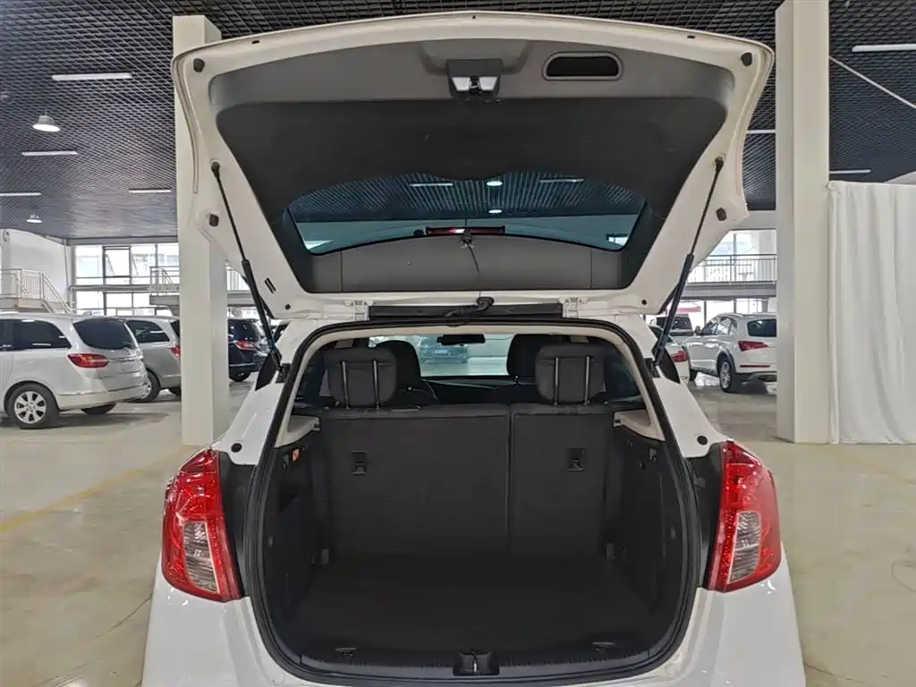 Buick Encore 2017 18T Automatic 2WD Urban Fashion фото 19