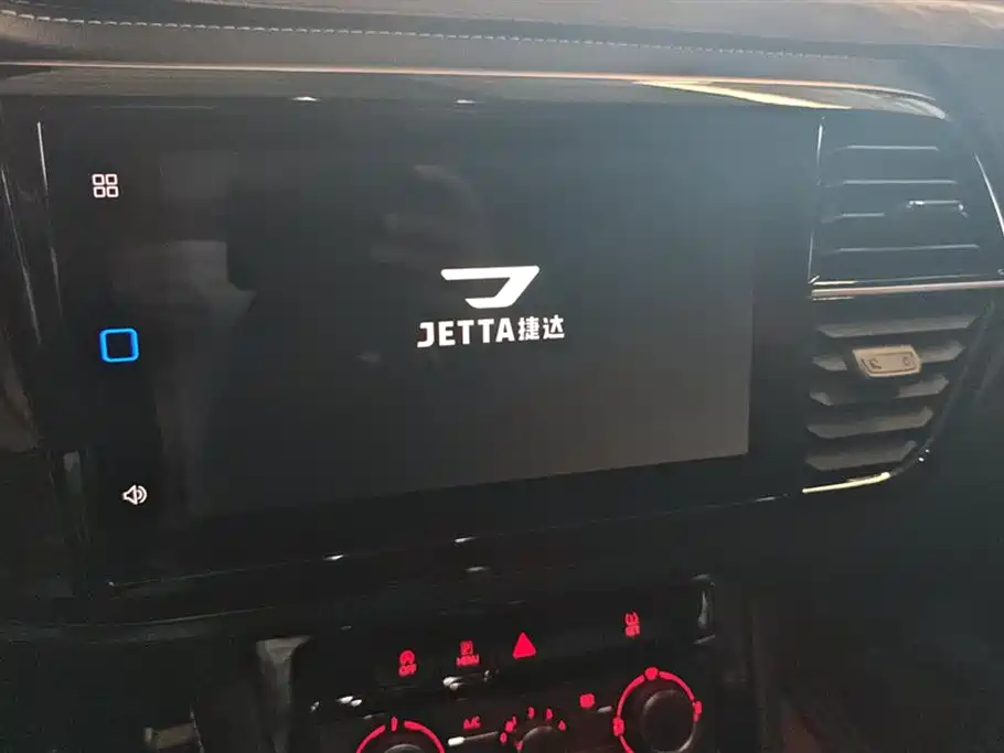 JETTA VS7