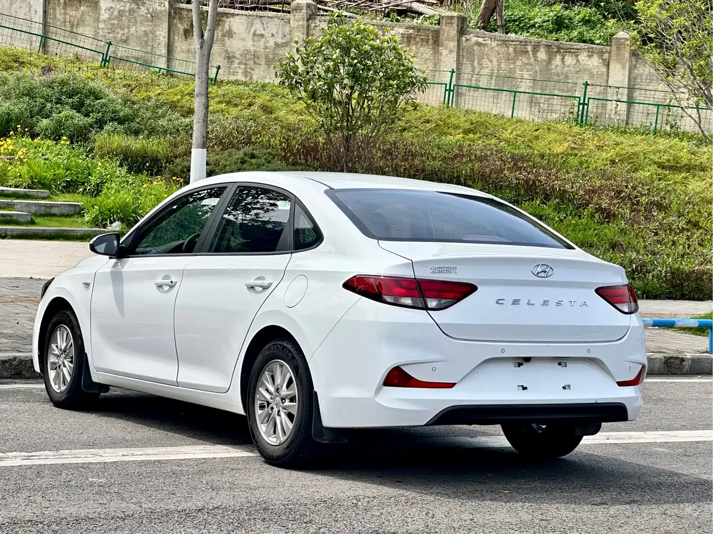 Hyundai Elantra 2018 1.6L Automatic Pleasing Edition GL China VI фото 9