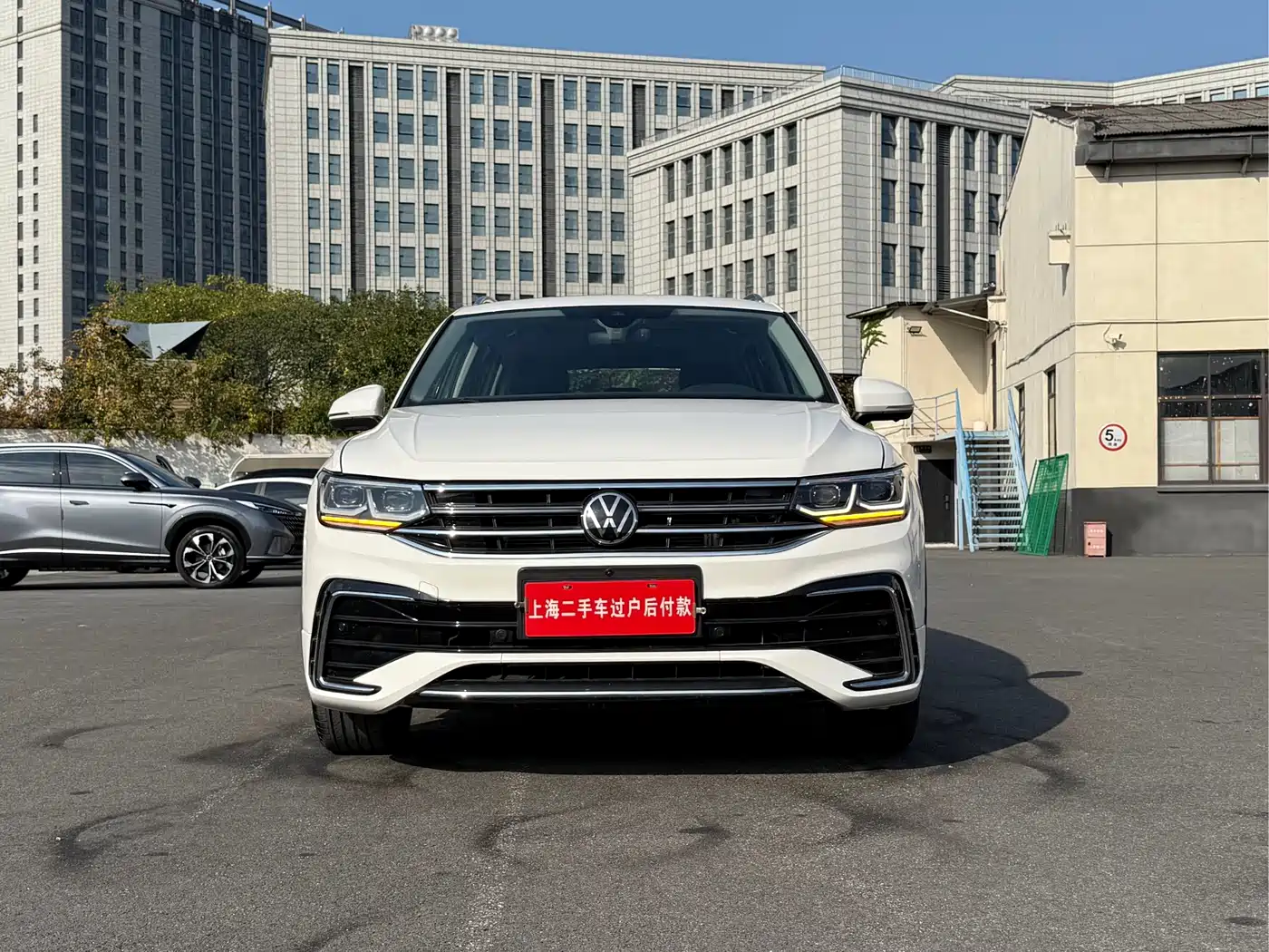 Volkswagen Tiguan L 2022 380TSI Automatic 4WD R-Line Flagship 7-Seater фото 23