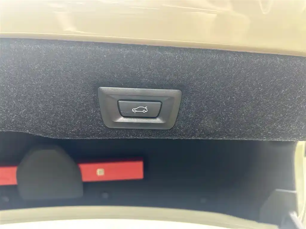 BMW i5 2025 2024 eDrive 35L Luxury Package