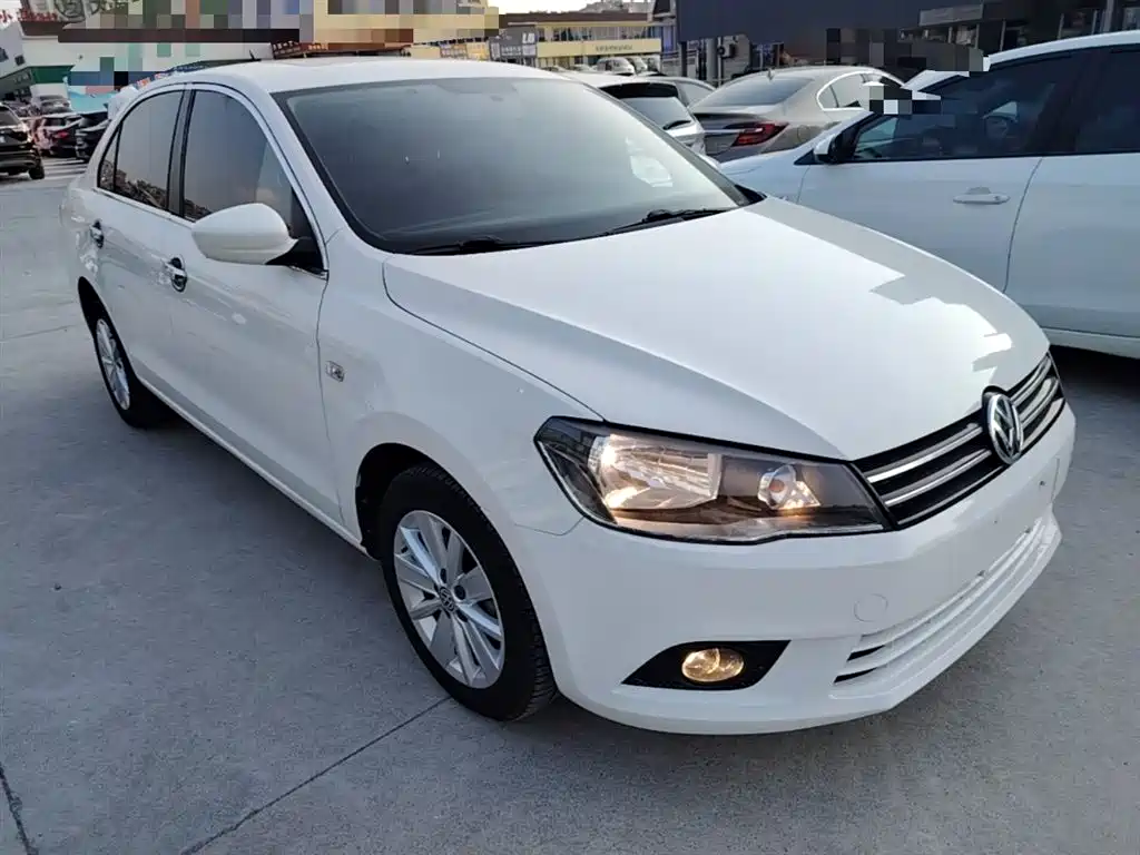 Volkswagen Jetta 2015 1.6L Manual Comfort фото 4