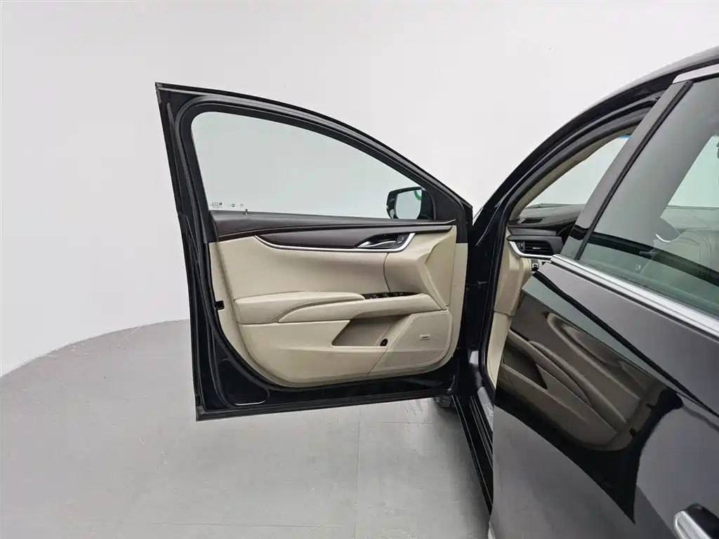 Cadillac XTS 2017 28T Technology фото 8