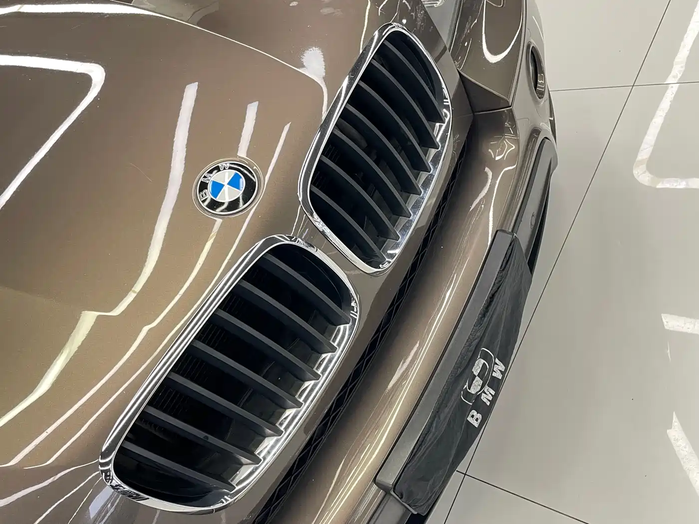 BMW X5 (Import) 2011 xDrive35i Leading Edition фото 45
