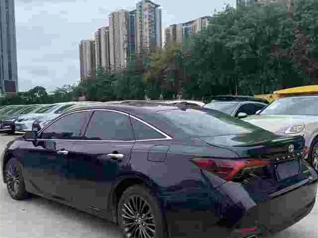 Toyota Avalon 2022 2.5L Touring Premium Edition фото 4