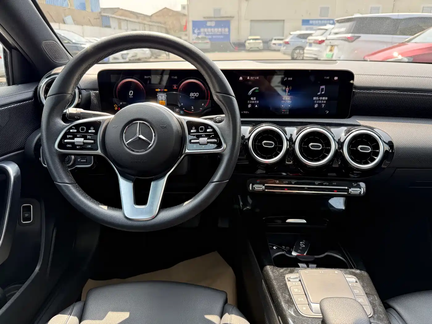 Mercedes-Benz A-Class 2021 A 200 L Sport Sedan Fashion Edition фото 7
