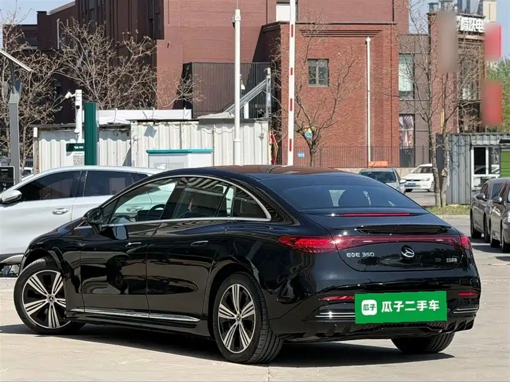 Mercedes-Benz EQE 2022 350 Luxury Edition фото 5