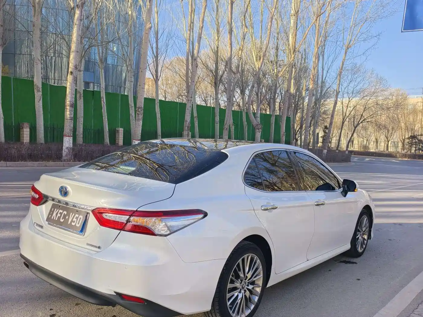 Toyota Camry 2019 Facelift Hybrid 2.5HG Luxury Edition фото 6