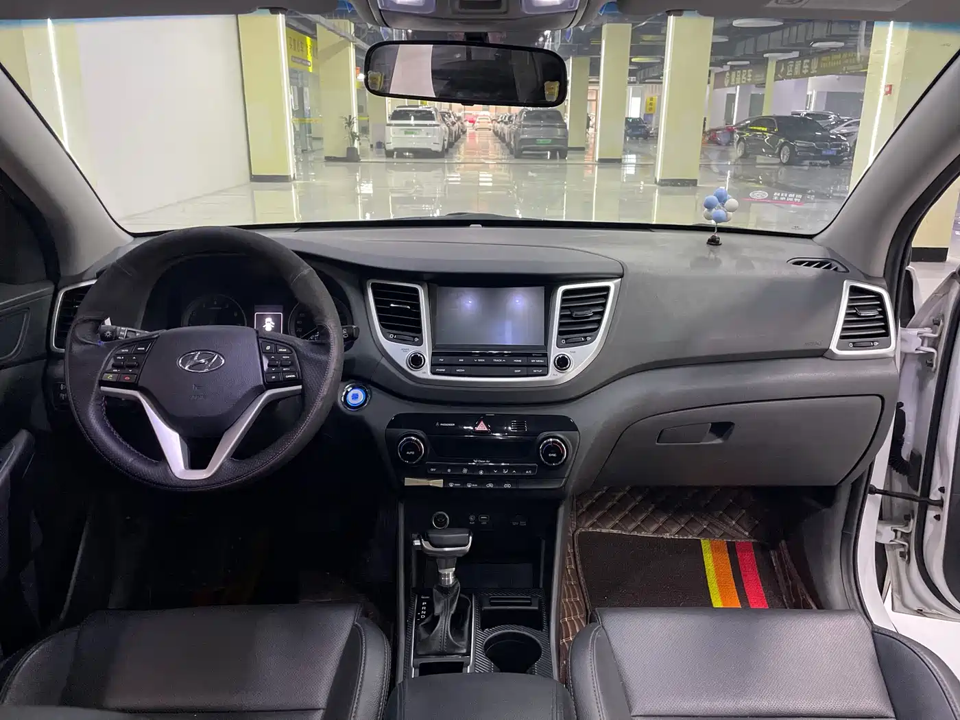 Hyundai Tucson 2018 1.6T DCT 2WD 15th Anniversary Special Edition фото 12