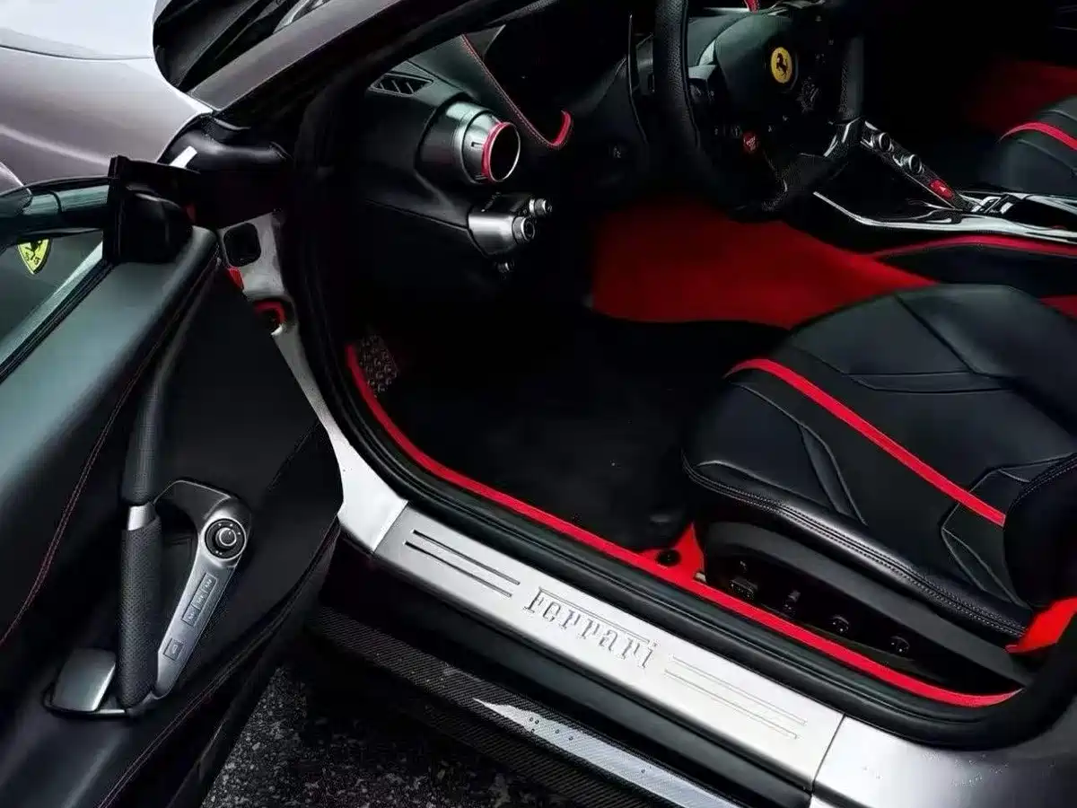 Ferrari 812 2017 6.5L Superfast фото 4