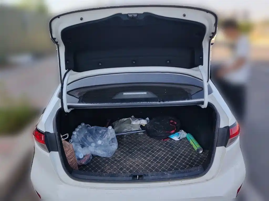 Toyota Levin 2023 Smart Hybrid 1.8L Luxury фото 10