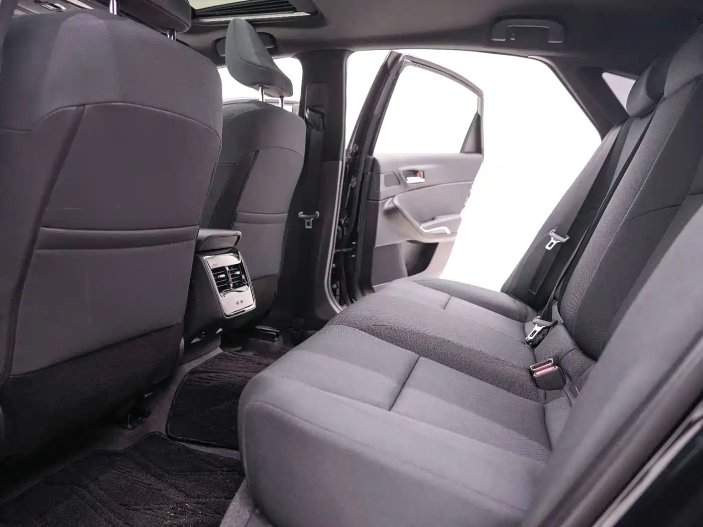 Toyota Avalon 2024 Model 2.0L Progressive Edition фото 23