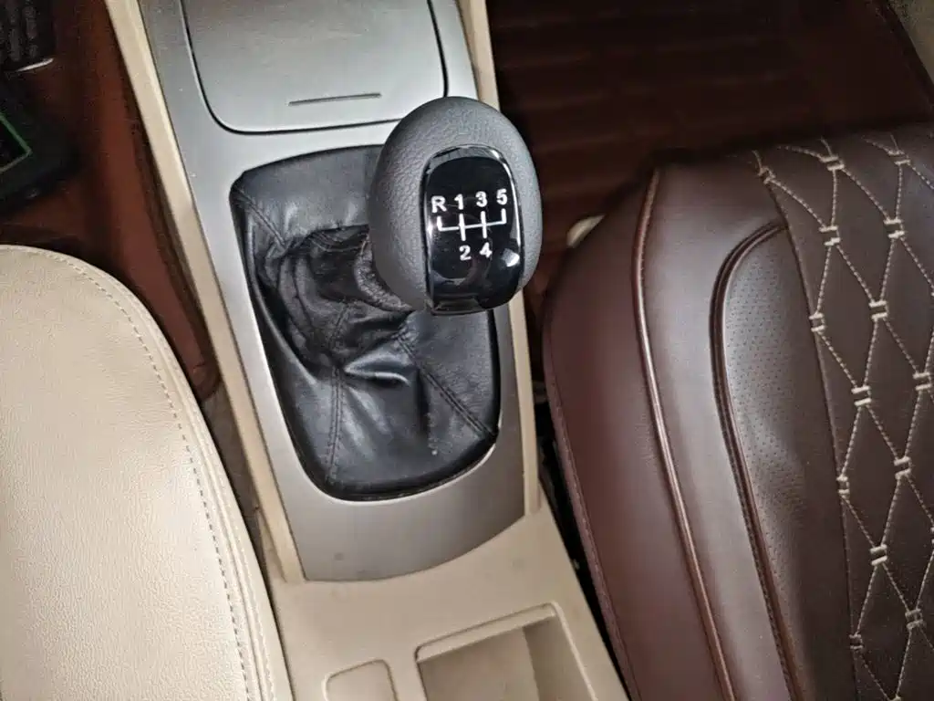 Фото 14 - Buick Excelle